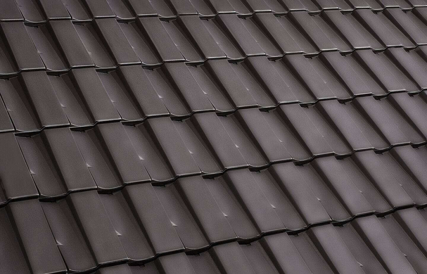 Karat® - Anthracite | Image roof surface | © © ERLUS AG 2021